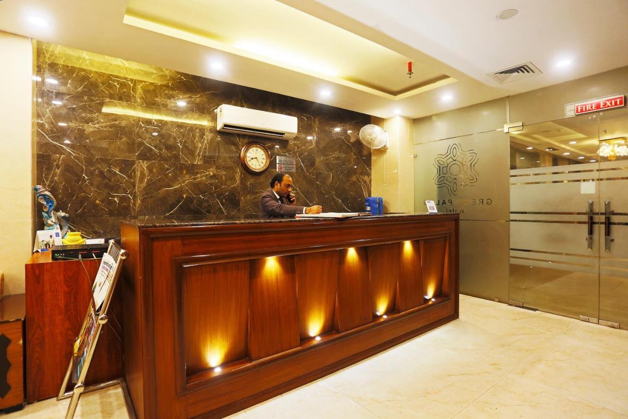 Hotel Capital O Green Palms Near Jhilmil Metro Station Nueva Delhi Exterior foto